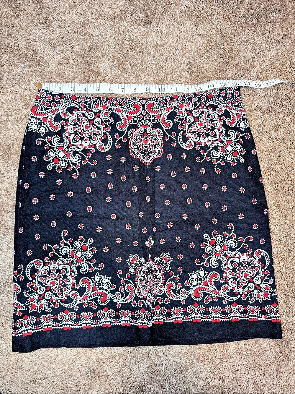 ☘️ Talbots Paisley Mini Skirt Black & Red Size 8